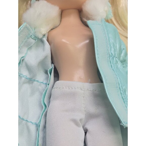 Bratz Doll Cloe Platinum Shimmer Doll Rare - Picture 9 of 11